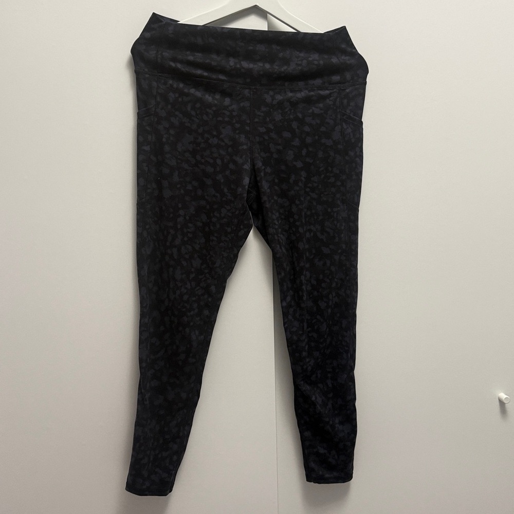 GAP Black Subtle Leopard Print Leggings